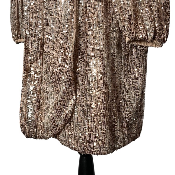 Venus Beige Sequin Cocktail Dress Faux Wrap Tan Metallic V-Neck Balloon Sleeves - Picture 14 of 17
